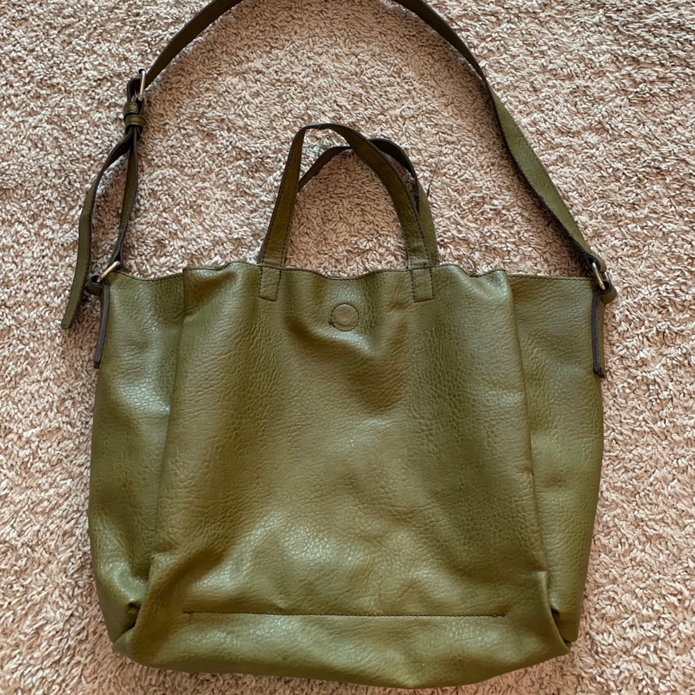 Street level cross body satchel